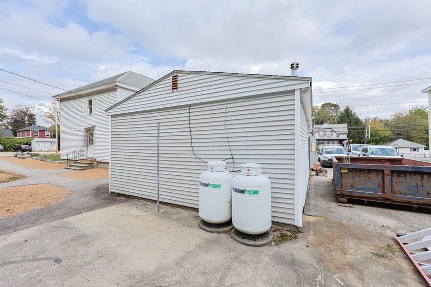 31-37 Leicester St, North Oxford, MA for lease - Building Photo - Image 2 of 22