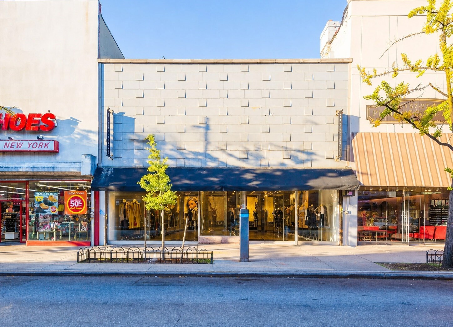 5723 Myrtle Ave, Ridgewood, NY for lease Building Photo- Image 1 of 7