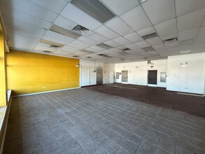 442-458 W Sibley Blvd, Dolton, IL for lease Interior Photo- Image 2 of 3