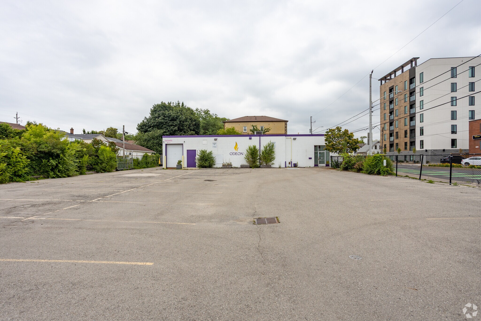 816 King St W, Hamilton, ON for lease Primary Photo- Image 1 of 2