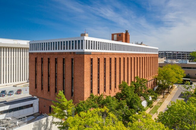 Plus de détails pour 1035 Bellevue Ave, Richmond Heights, MO - Bureau/Médical, Médical à louer