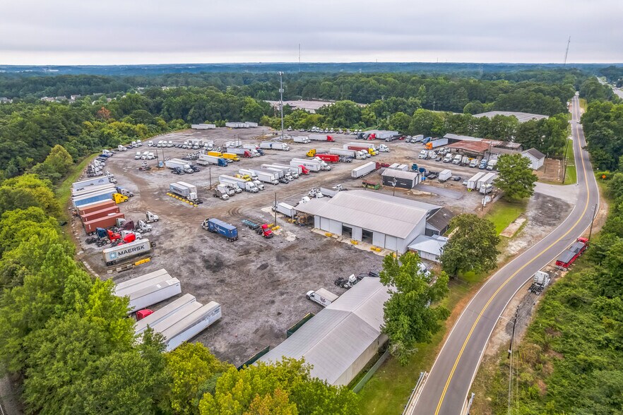 4250 Stacks Rd, College Park, GA à louer - Photo du bâtiment - Image 2 de 5