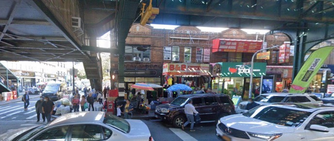 82-03-82-05 Roosevelt Ave, Jackson Heights, NY à louer - Photo du b timent - Image 1 de 1