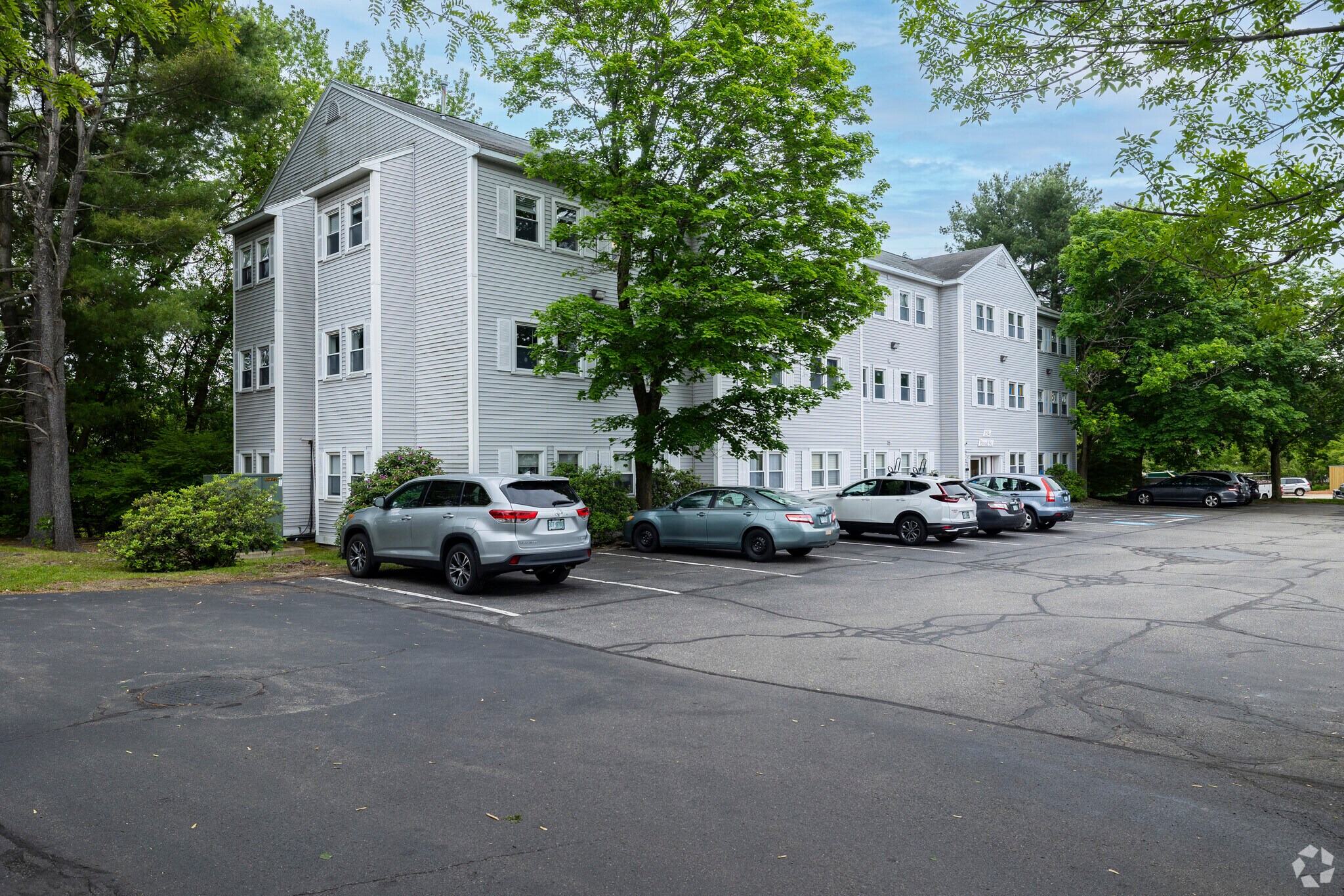 154 Broad St, Nashua, NH à louer Photo principale- Image 1 de 4