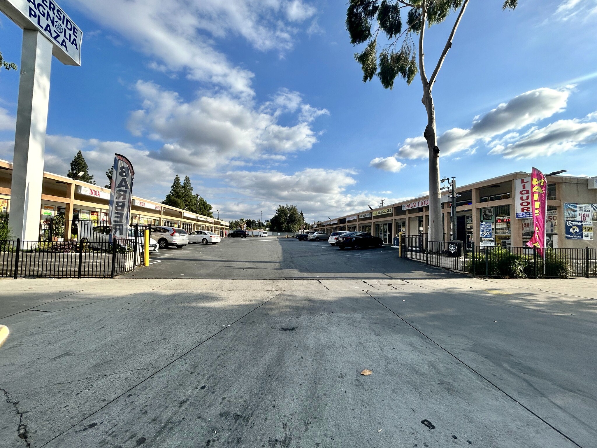 9234-9252 Magnolia Ave, Riverside, CA for lease Building Photo- Image 1 of 9