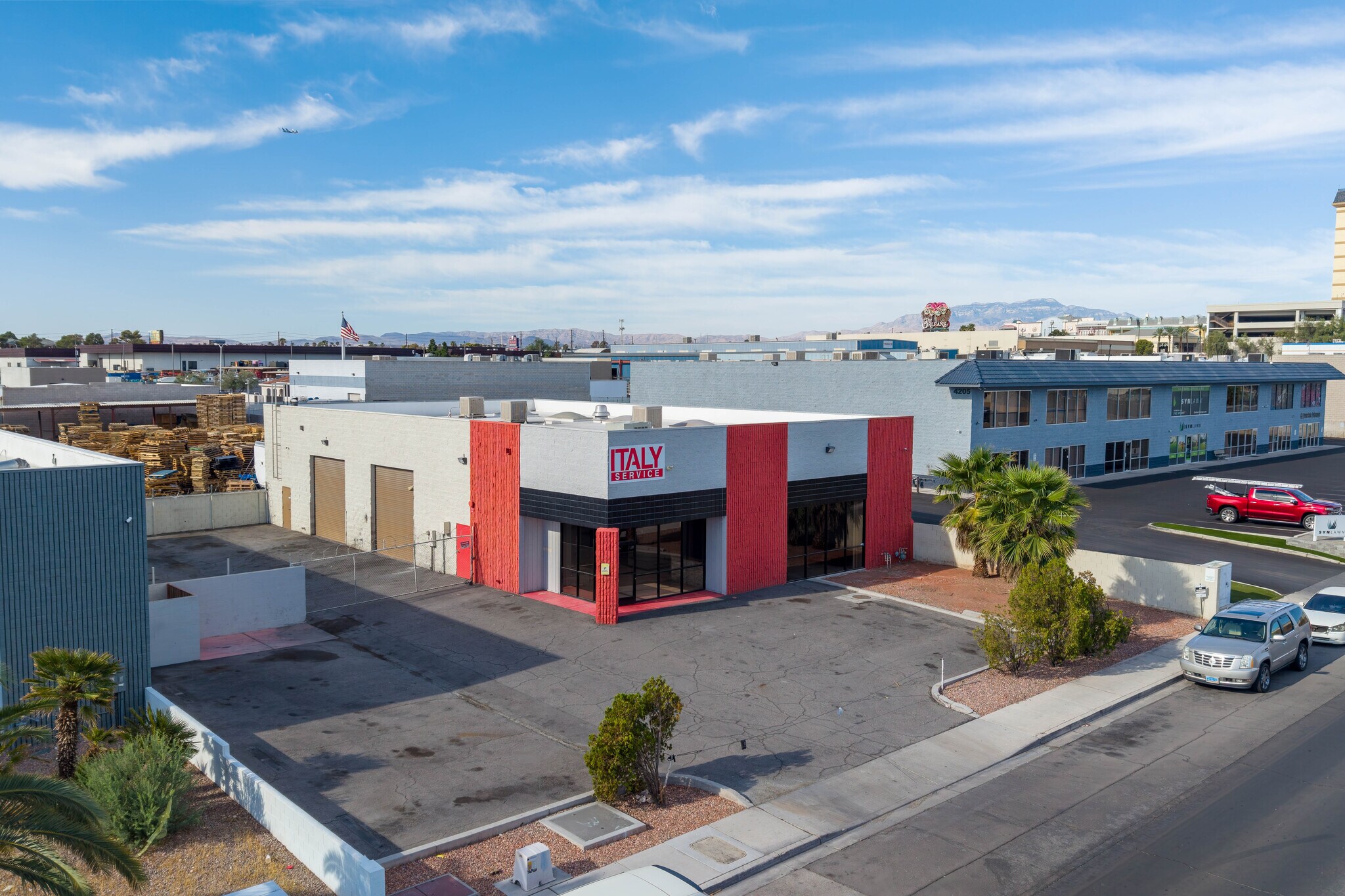 4185 W Tompkins Ave, Las Vegas, NV à vendre Photo du bâtiment- Image 1 de 47