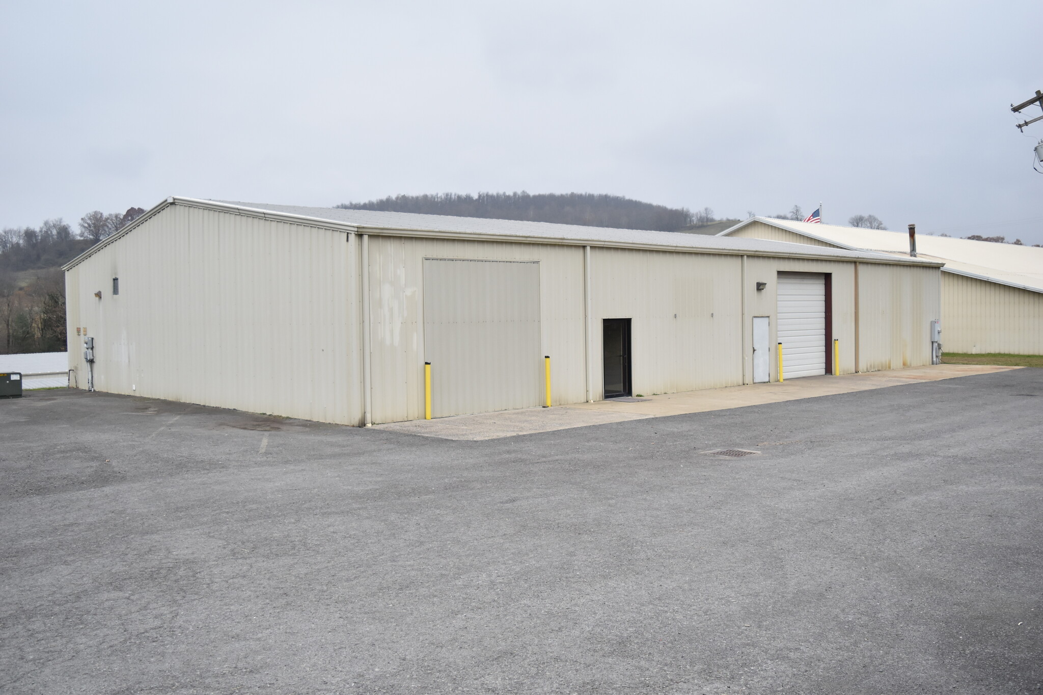 827 Greenbag Rd, Morgantown, WV for sale Primary Photo- Image 1 of 1