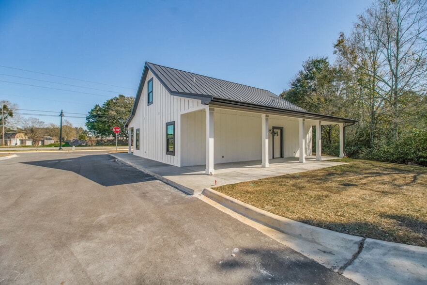 5433 Chumuckla Hwy, Pace, FL à louer - Photo du bâtiment - Image 3 de 5