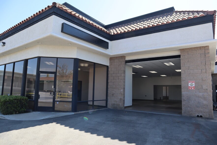 110 Washburn Cir, Corona, CA for lease - Building Photo - Image 2 of 37