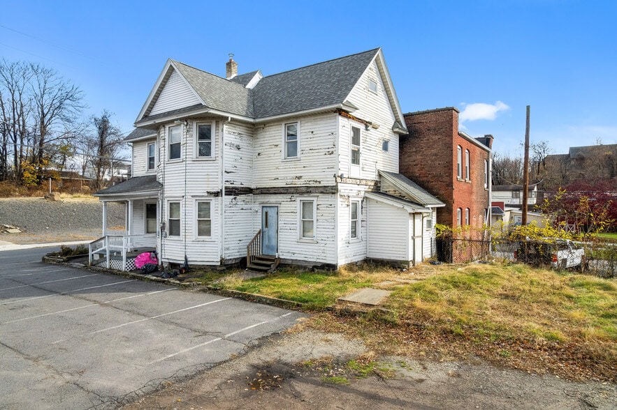 8 W Olive St, Scranton, PA for sale - Building Photo - Image 2 of 32