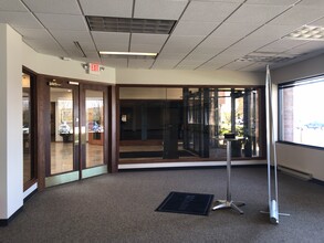 250 N Patrick Blvd, Brookfield, WI for lease Interior Photo- Image 2 of 10