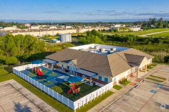 33043 Egypt Ln, Magnolia, TX - Aerial  map view