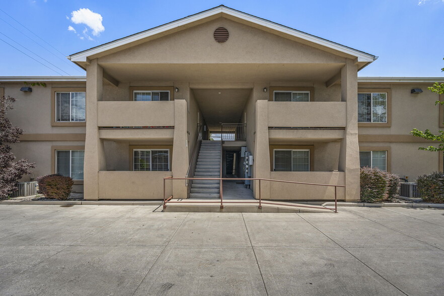175 Locust St, Reno, NV for sale - Building Photo - Image 3 of 16