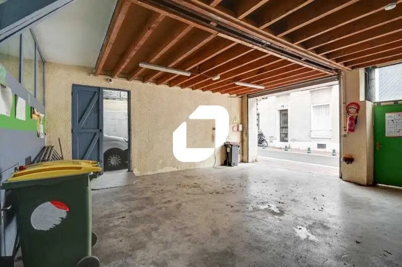 Local d'activités dans Montrouge à vendre - Photo intérieure - Image 2 de 14