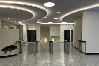 44-48 Rue De Châteaudun, Paris à louer Photo intérieure- Image 2 de 7