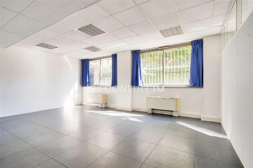 Bureau dans Boulogne-Billancourt à louer - Photo du bâtiment - Image 3 de 8