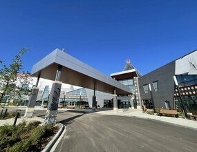 7350 Winterburn Rd NW, Enoch, AB à louer Photo du bâtiment- Image 1 de 5