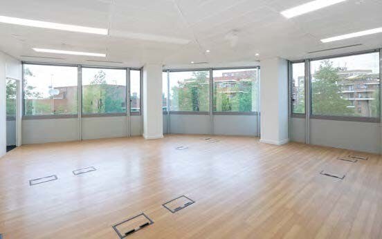 68-72 Hammersmith Rd, Londres à louer - Photo du bâtiment - Image 2 de 5