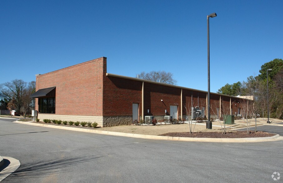 357 Highway 74 N, Peachtree City, GA à louer - Photo du bâtiment - Image 3 de 5