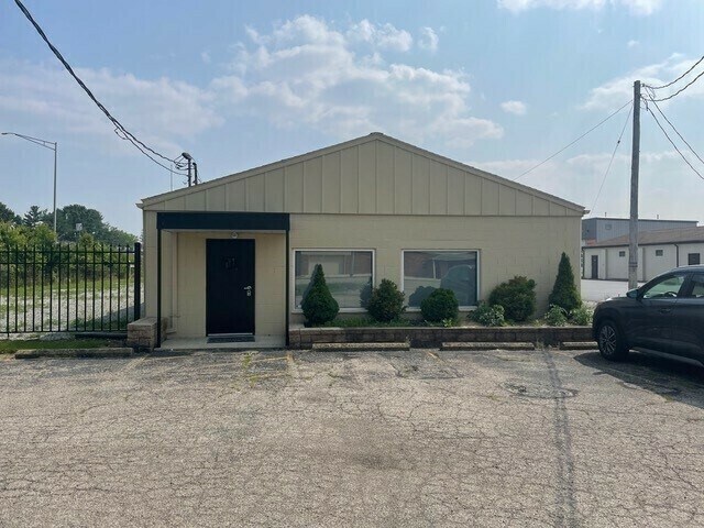 2117 W First St, Springfield, OH for lease - Building Photo - Image 2 of 3