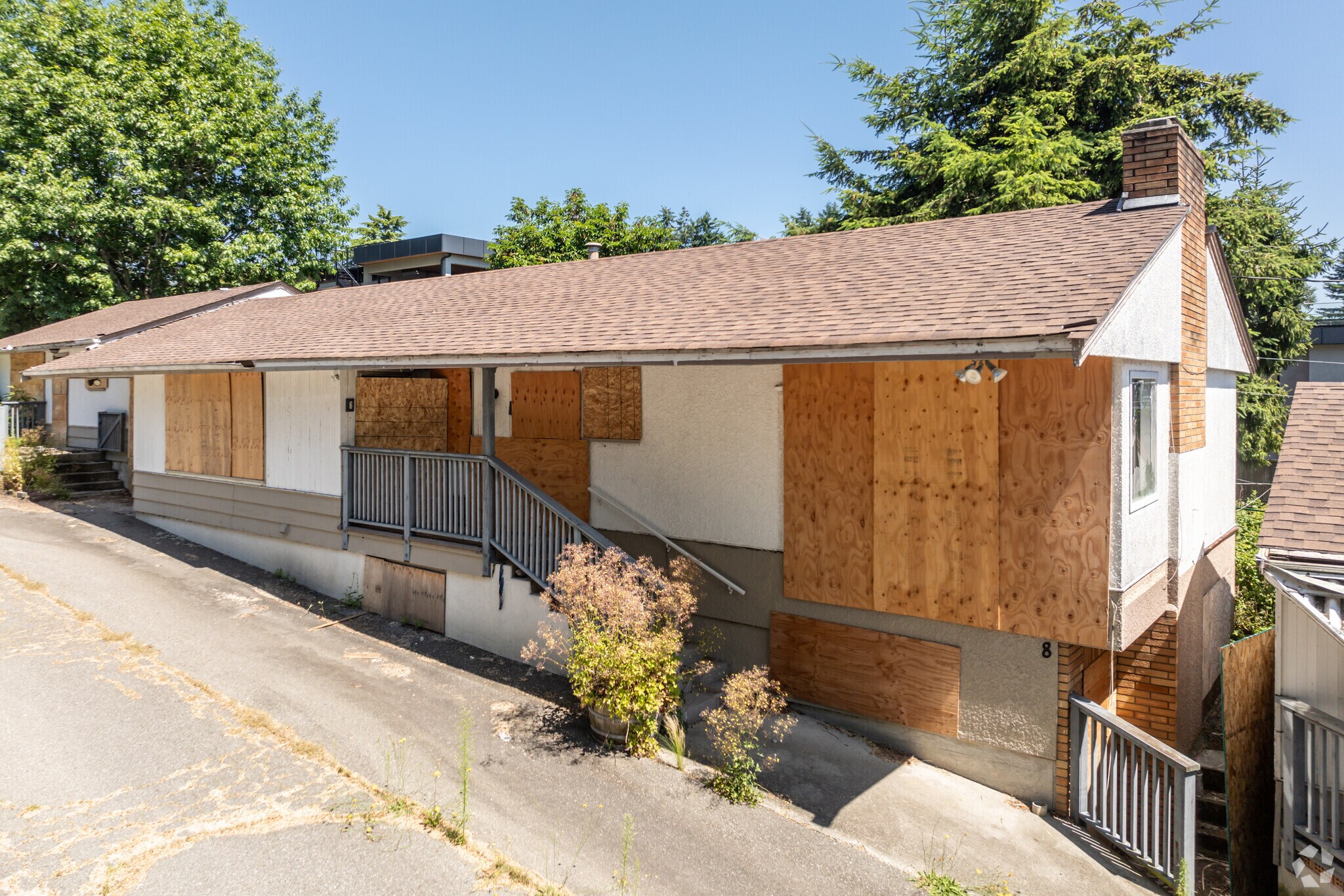 15855-15869 Pacific Av, White Rock, BC for sale Primary Photo- Image 1 of 1