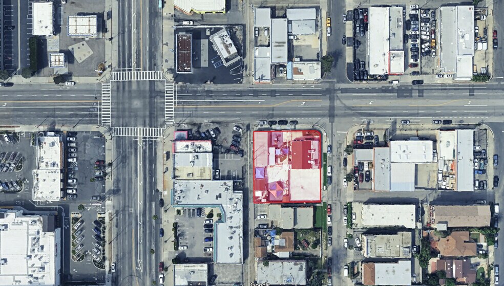 7224 Woodley Ave, Van Nuys, CA à vendre - Photo du bâtiment - Image 2 de 5