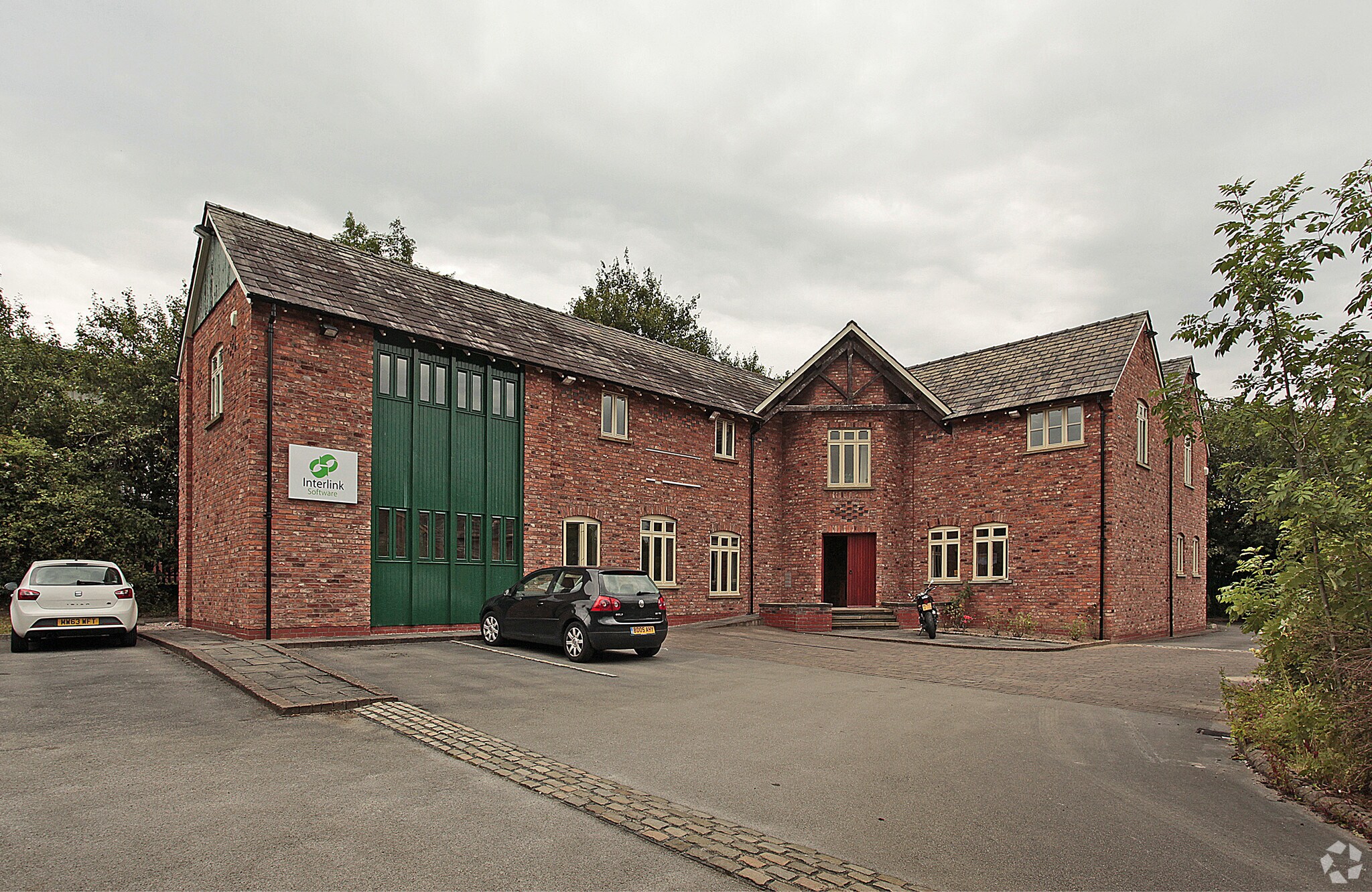 Lower Meadow Rd, Wilmslow à louer Photo principale- Image 1 de 4