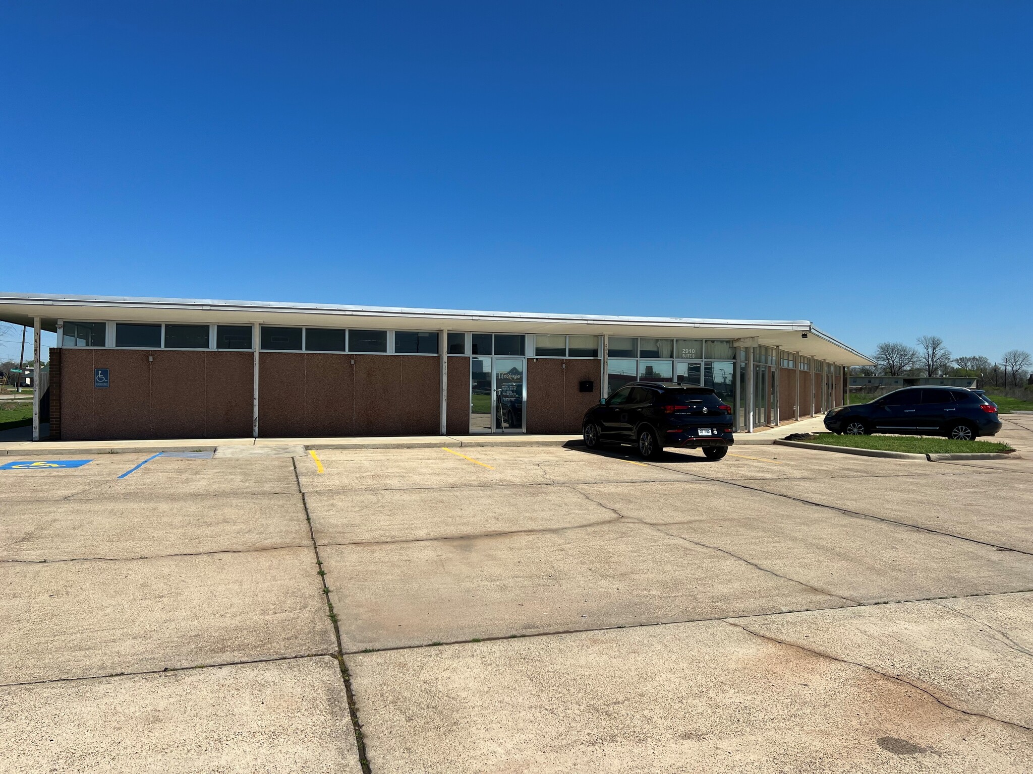 2910 Shed Rd, Bossier City, LA for lease Building Photo- Image 1 of 4