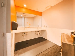 449 Kapahulu Ave, Honolulu, HI for lease Building Photo- Image 2 of 13