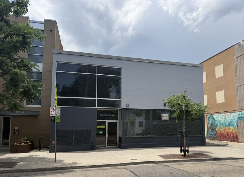 1711 15th St, Boulder, CO à louer - Photo du bâtiment - Image 2 de 11