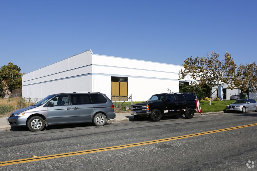 27556 Commerce Center Dr, Temecula, CA à vendre - Photo du bâtiment - Image 3 de 3