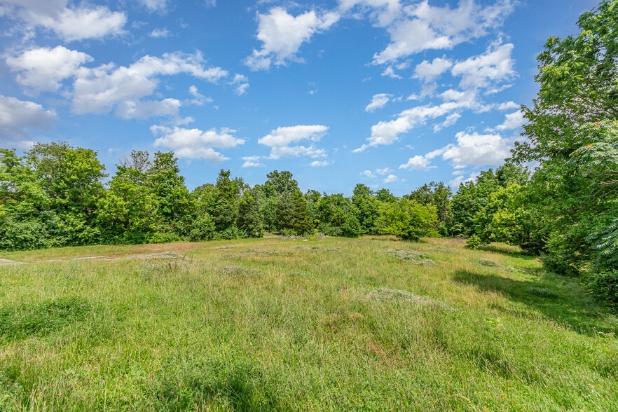 6823 Dixie Hwy, Florence, KY for sale - Building Photo - Image 2 of 19