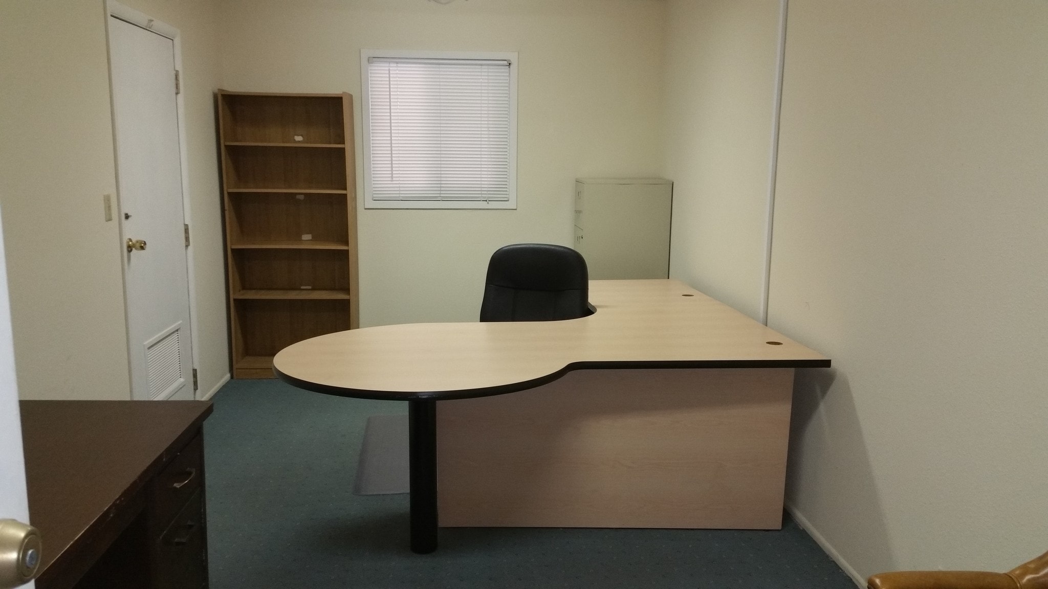 3838-3856 Raymert Dr, Las Vegas, NV for sale Interior Photo- Image 1 of 5