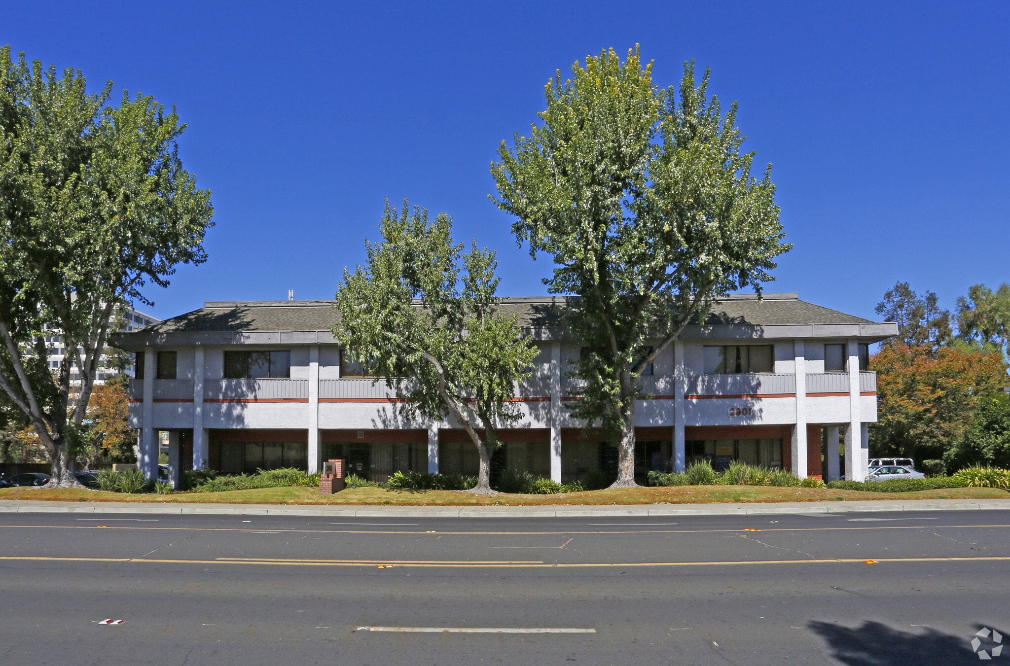 2901 Moorpark Ave, San Jose, CA for lease Primary Photo- Image 1 of 6