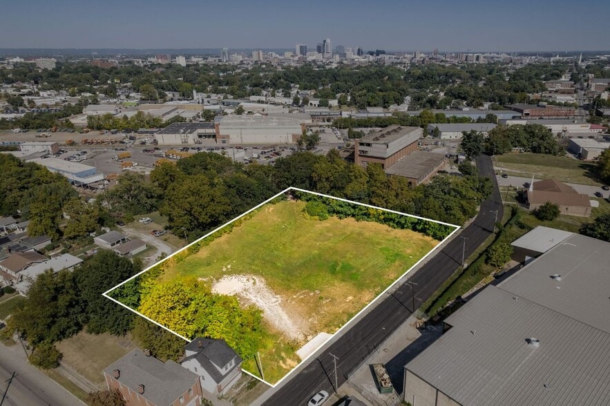 1440 Bland, Louisville, KY for lease - Building Photo - Image 2 of 7