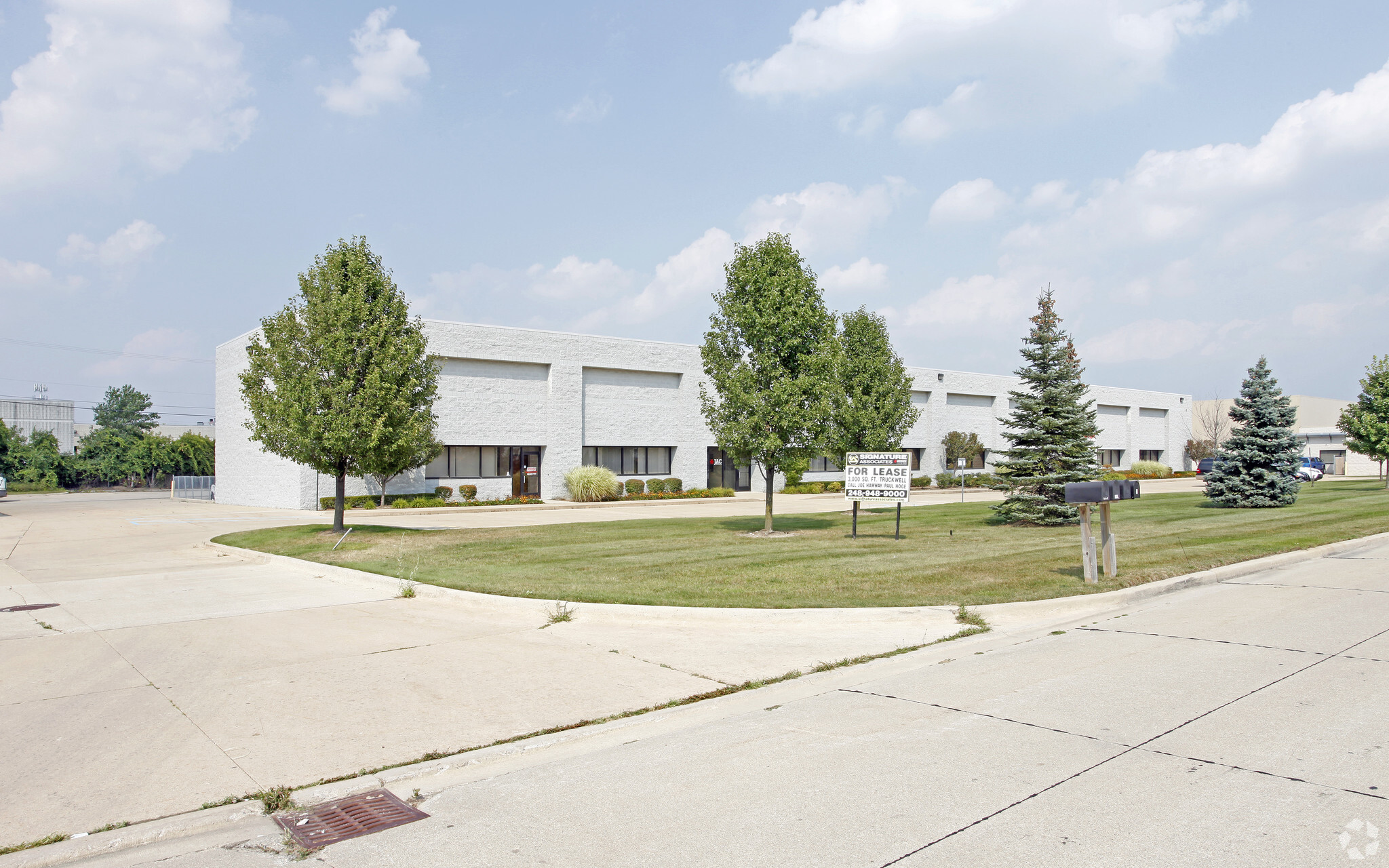 6107 Progress Dr, Sterling Heights, MI for lease Primary Photo- Image 1 of 5