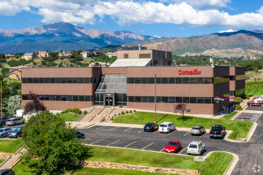 5550 Tech Center Dr, Colorado Springs, CO for lease - Building Photo - Image 1 of 11