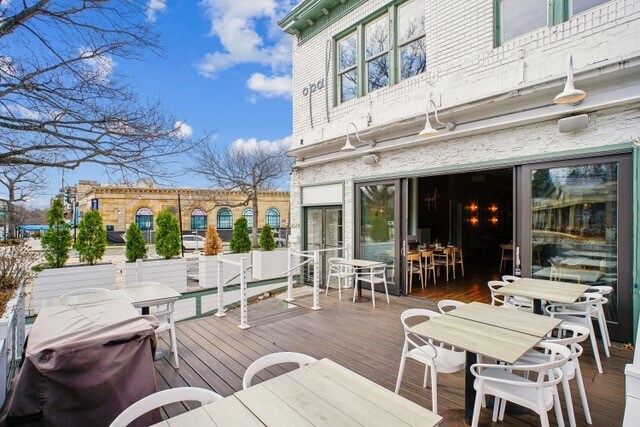 5534 Connecticut Ave NW, Washington, DC à vendre - Photo du bâtiment - Image 2 de 6