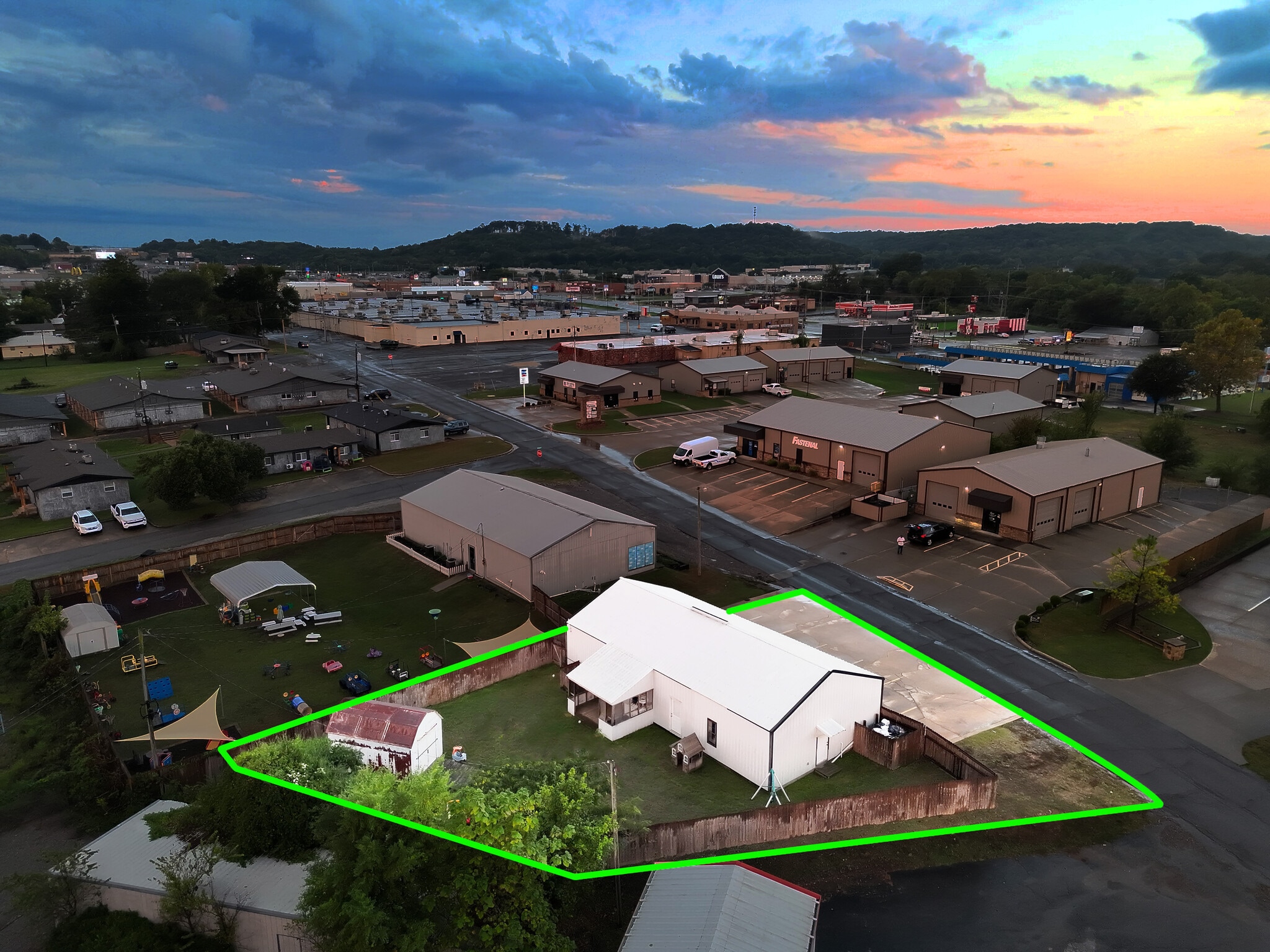 1555 Echota Ave, Tahlequah, OK for sale Primary Photo- Image 1 of 18