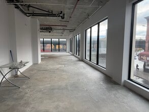 1587 Broadway, Brooklyn, NY à louer Photo intérieure- Image 1 de 19