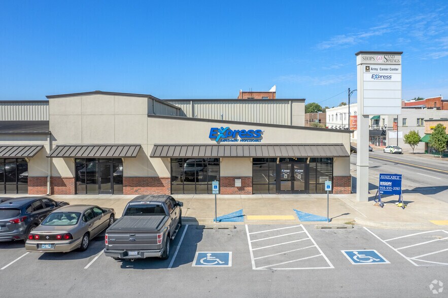 3957 S State Highway 97, Sand Springs, OK à louer - Photo du bâtiment - Image 2 de 6