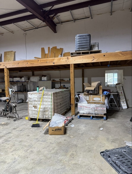 1507 E Texas St, Bossier City, LA for lease - Interior Photo - Image 3 of 8