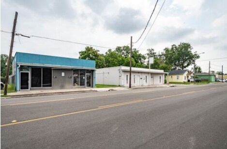 220 E Texas Ave, Baytown, TX à vendre - Photo du bâtiment - Image 2 de 12