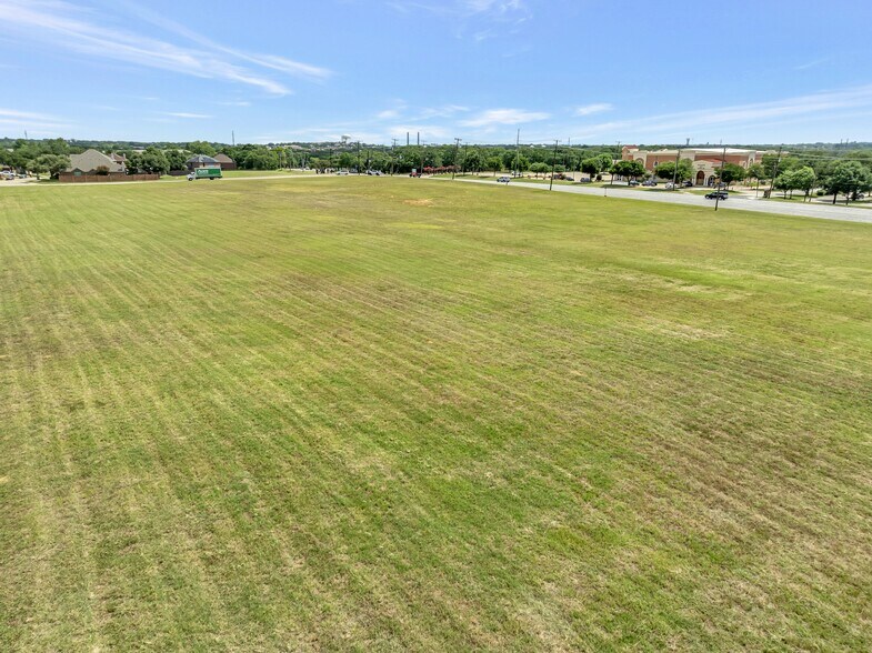 7821 Davis Blvd, North Richland Hills, TX à vendre - Photo du bâtiment - Image 2 de 19