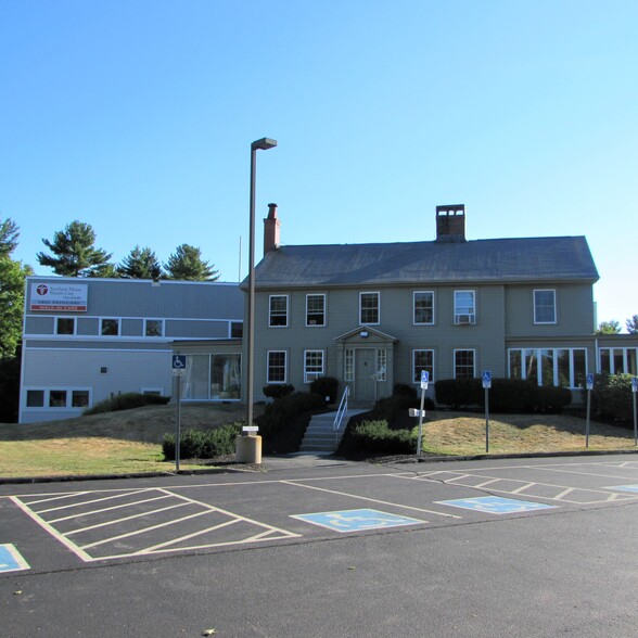 655 Main St, Saco, ME à vendre - Photo du bâtiment - Image 1 de 1