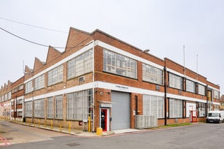 More details for 3 Boundary Rd, Wembley - Industrial for Lease