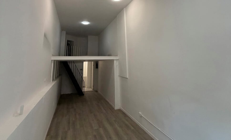 836 Washington Ave, Brooklyn, NY for lease - Building Photo - Image 3 of 5