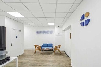 175 Rue De Courcelles, Paris for lease Interior Photo- Image 2 of 6