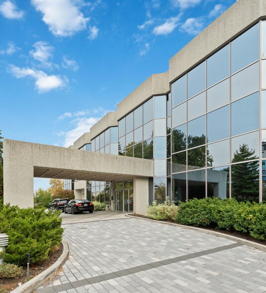 1929 Russell Rd, Ottawa, ON for lease - Building Photo - Image 1 of 7