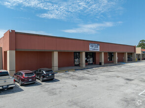 6600-6924 Antoine Dr, Houston, TX for lease Building Photo- Image 1 of 4